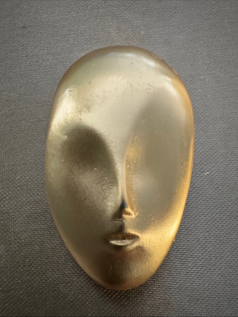 Vintage Gold Toned Sculptural Brooch